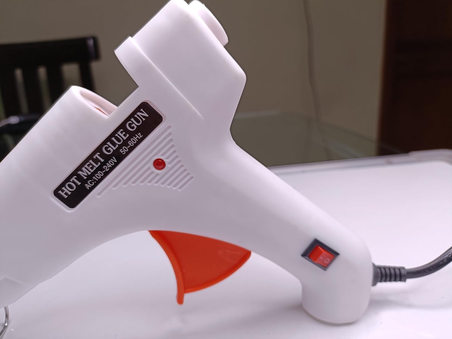100W Glue Gun (White) + 10 Sticks – Hot, Leak-Proof for DIY, Crafts & Repairs
