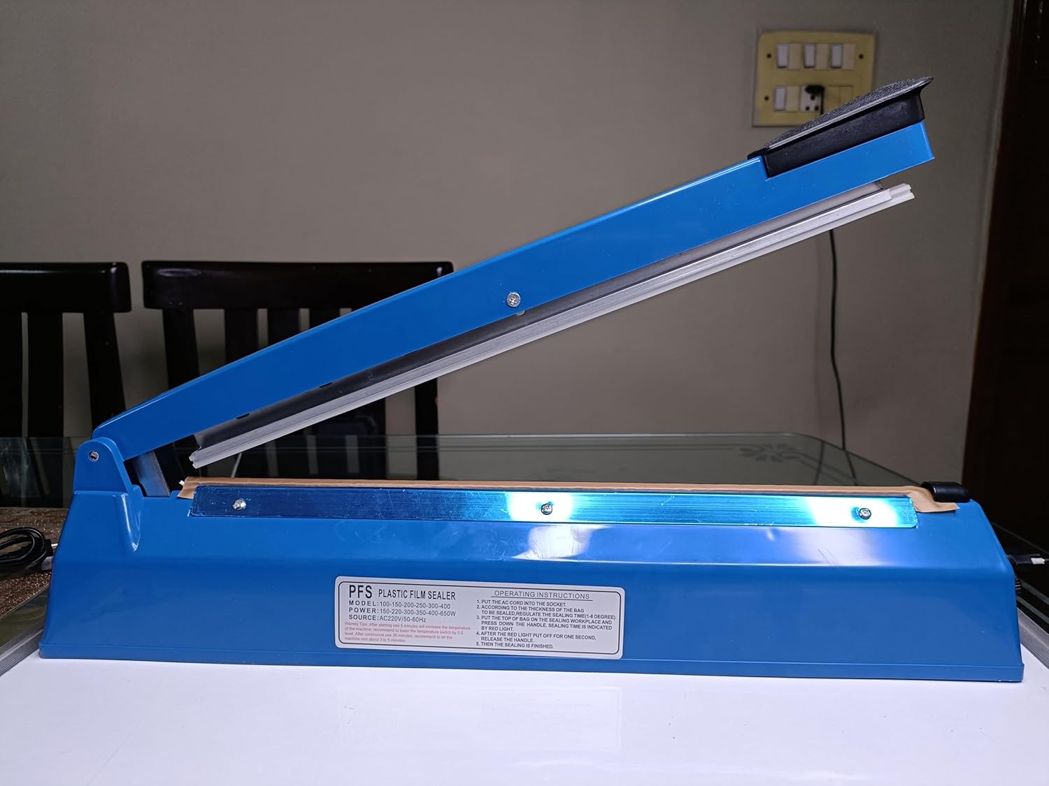 Compact & Strong Film Sealer – 8, 12 and 16 Range
